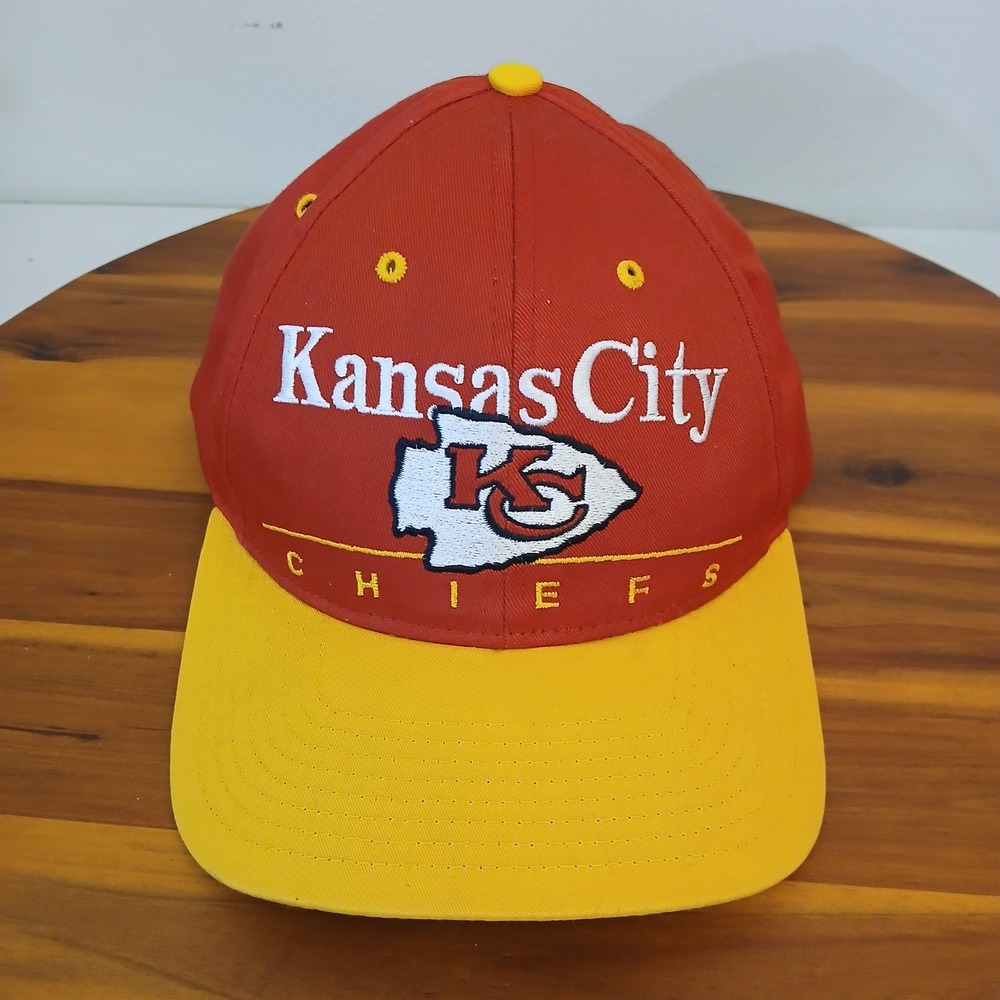 Vintage Kansas City Chiefs Hat Cap Red Mens Snapback‎ Twins Enterprise NFL 90s